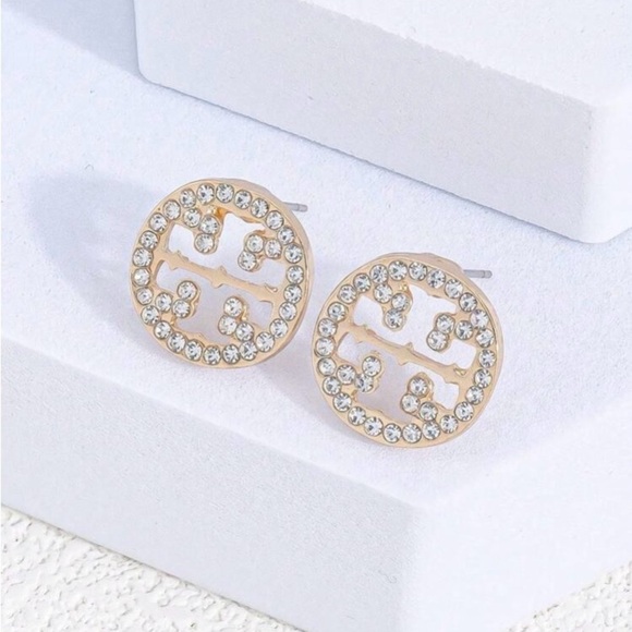 Luxury Gold Earrings – Designer Glam with Rhinestone Sparkle - Picture 3 of 5